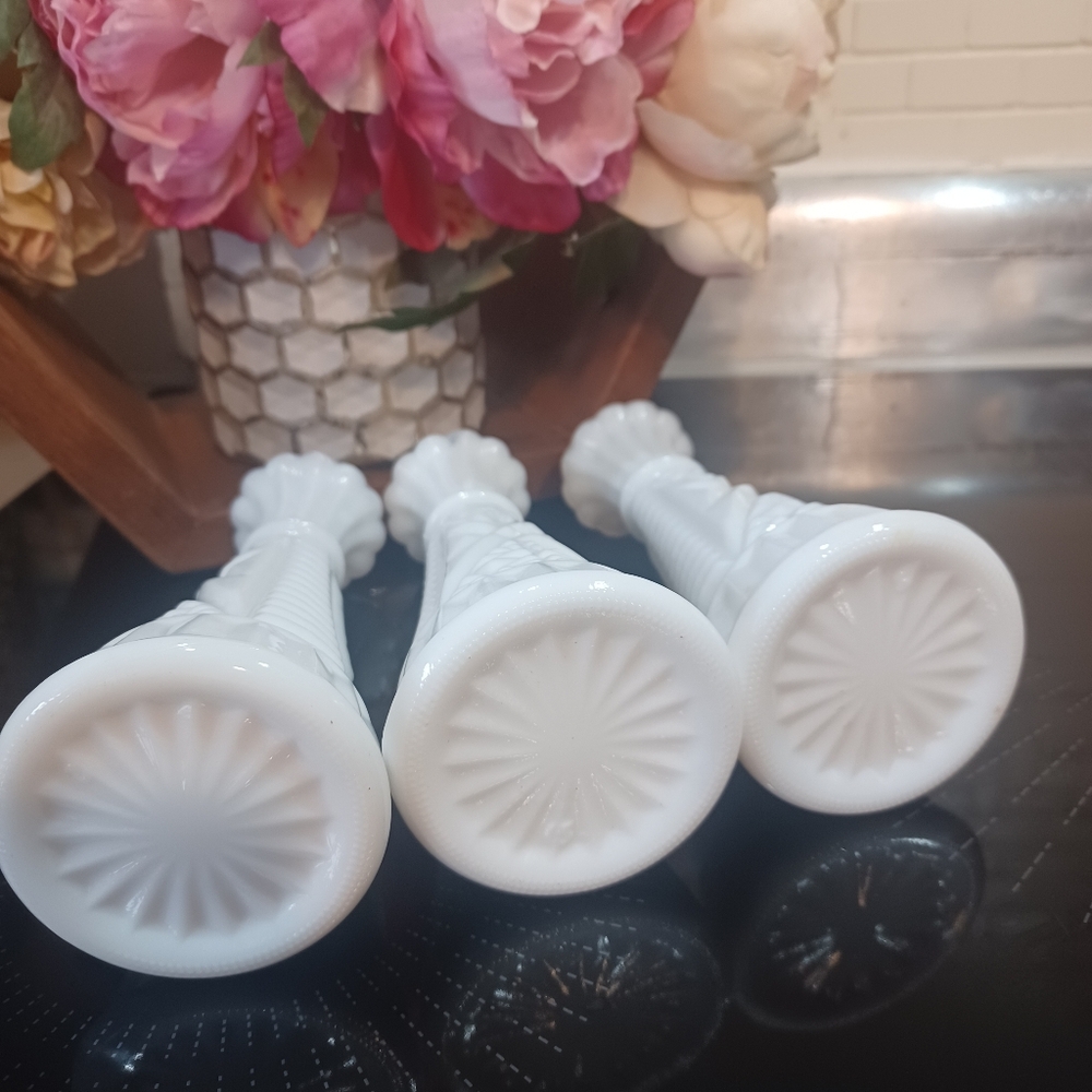 Vintage Milk Glass Bud Vase Set Of 3 - Picture 3 of 7